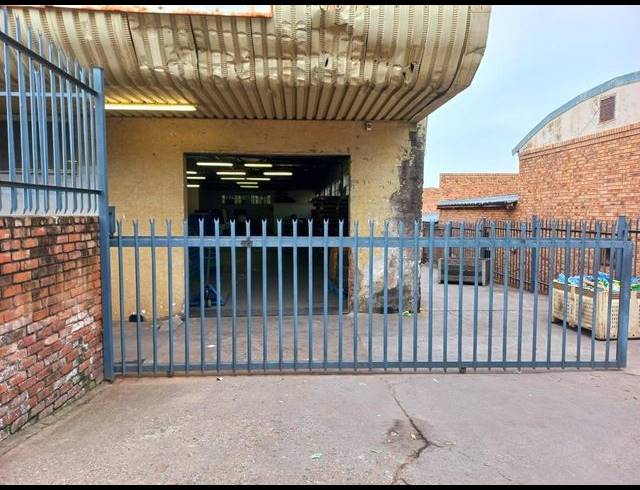 420M² RETAIL TO LET IN WHITE RIVER CENTRAL